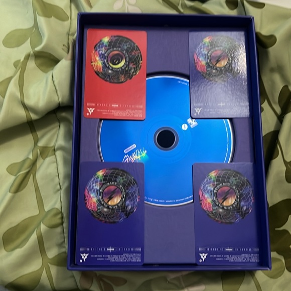 Ordinary  /skz album (blue version) everything is new and never used - Picture 4 of 8